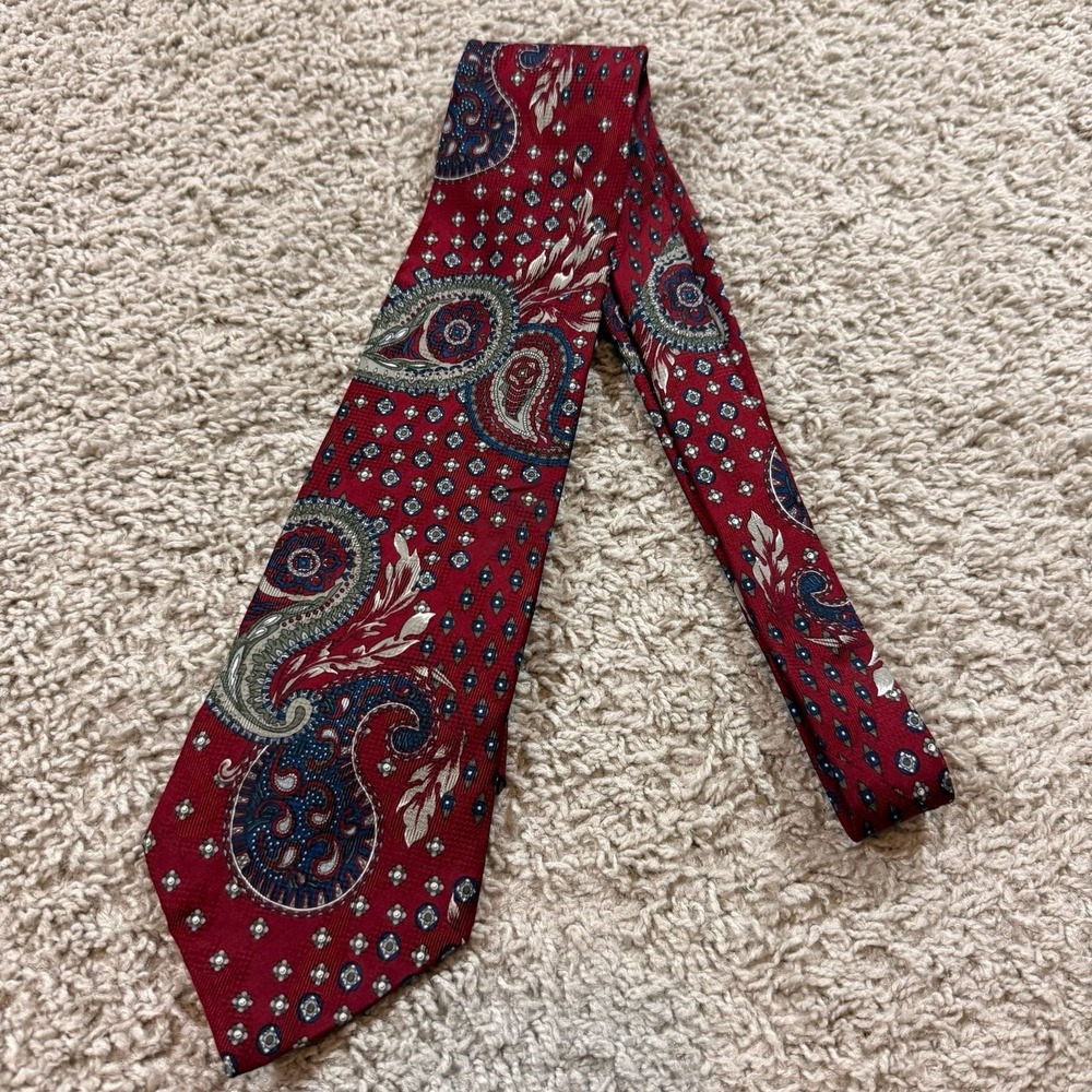 Vintage Geoffrey Beene Silk Paisley Tie Red Blue Italian Fabric Classic Necktie